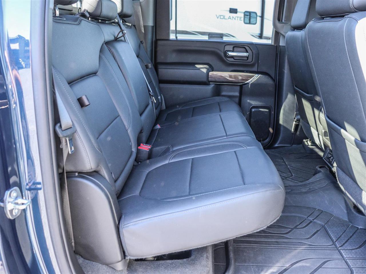 2022 Chevrolet Silverado 2500 LT Crew Cab Photo