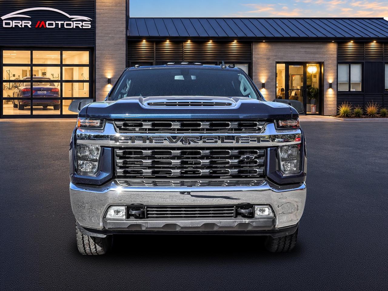 2022 Chevrolet Silverado 2500 LT Crew Cab Photo1