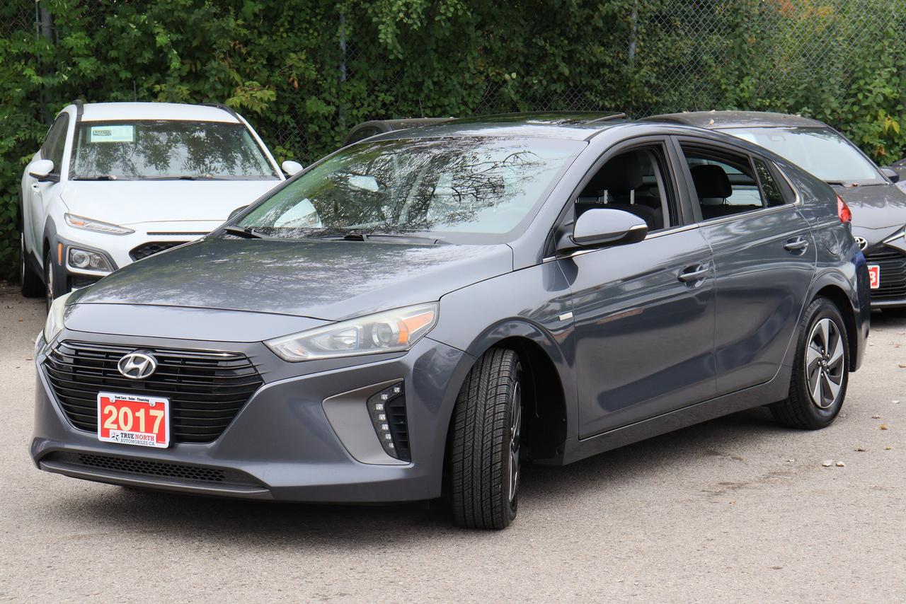 2017 Hyundai IONIQ SE | Hybrid | Sunroof | Cam | CarPlay | Very Clean Photo5