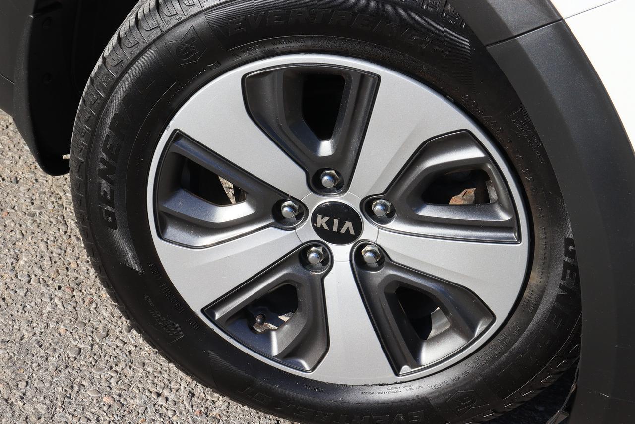 2019 Kia NIRO EX | Hybrid | Leather | Cam | CarPlay | Alloys Photo12