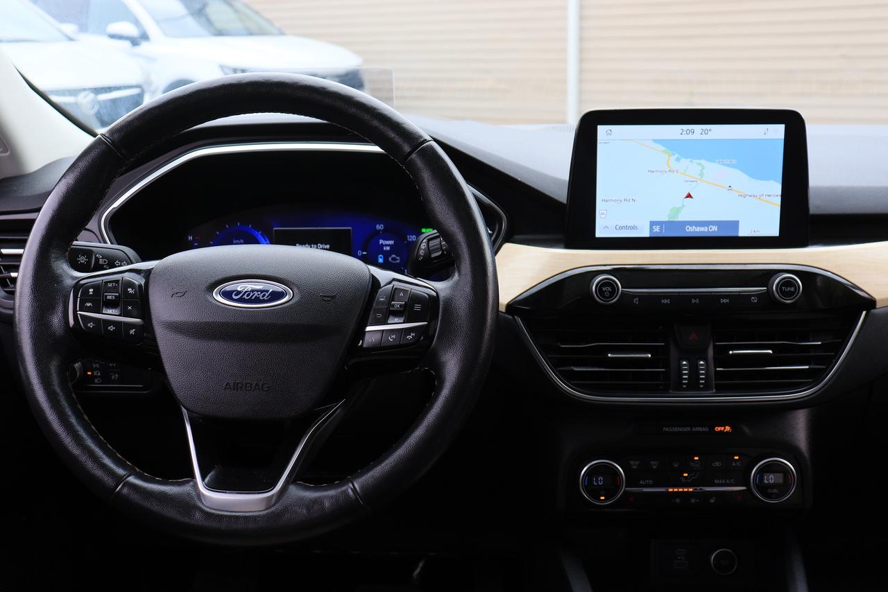 2021 Ford Escape Titanium Hybrid | AWD | Elite Pkg | 1 Owner & More Photo