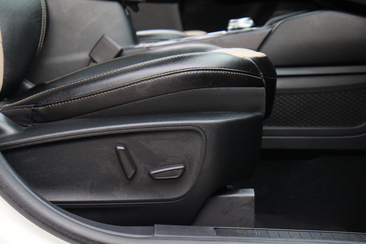 2021 Ford Escape Titanium Hybrid | AWD | Elite Pkg | 1 Owner & More Photo39