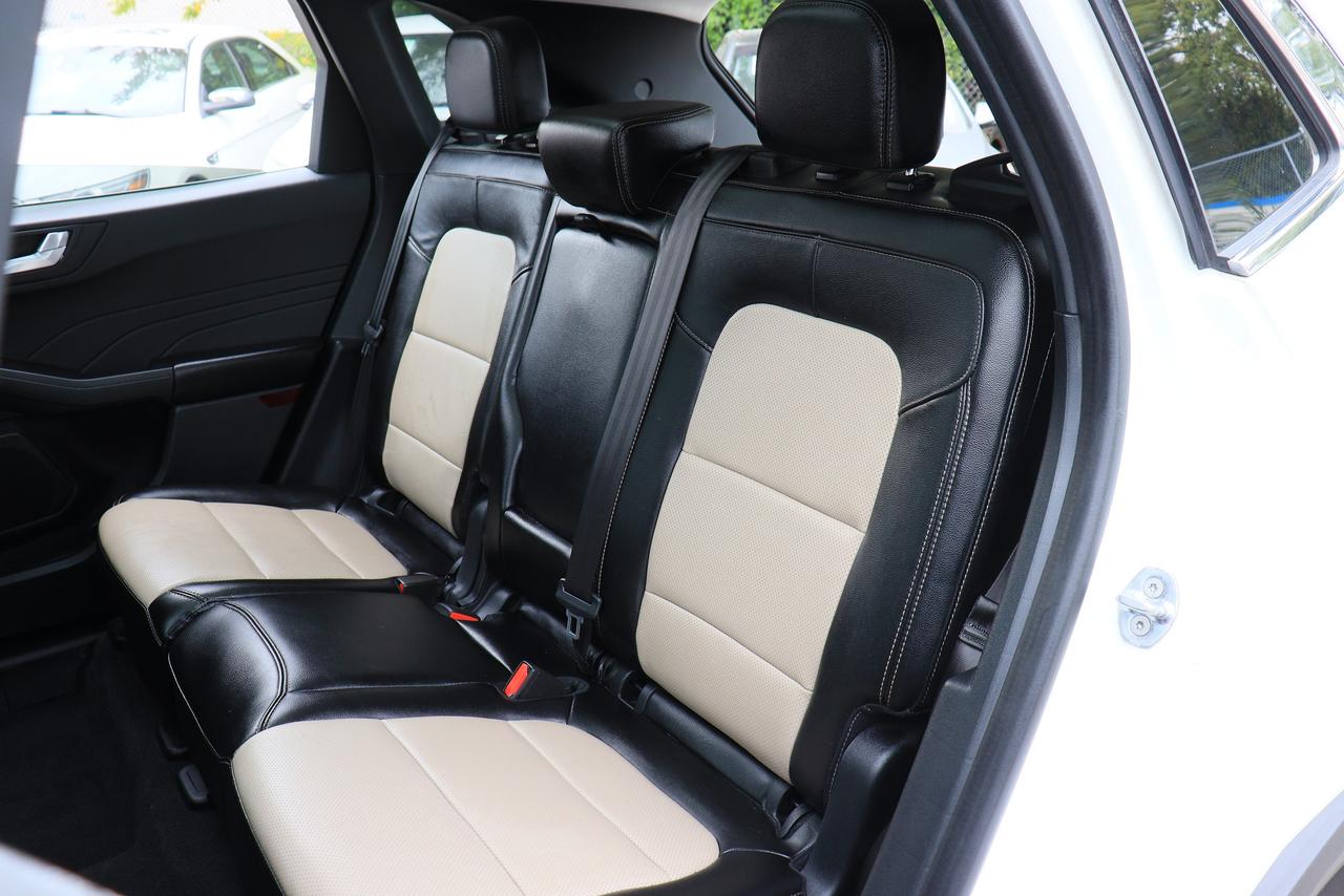 2021 Ford Escape Titanium Hybrid | AWD | Elite Pkg | 1 Owner & More Photo34