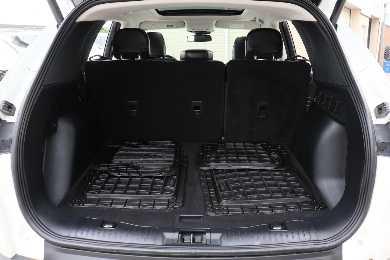 2021 Ford Escape Titanium Hybrid | AWD | Elite Pkg | 1 Owner & More Photo