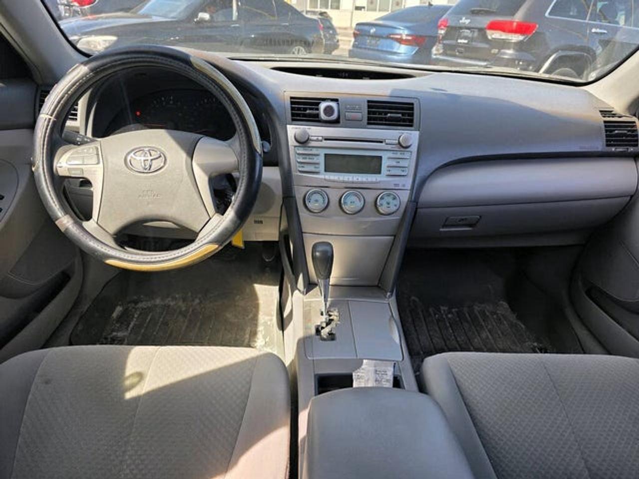 2007 Toyota Camry LE Photo