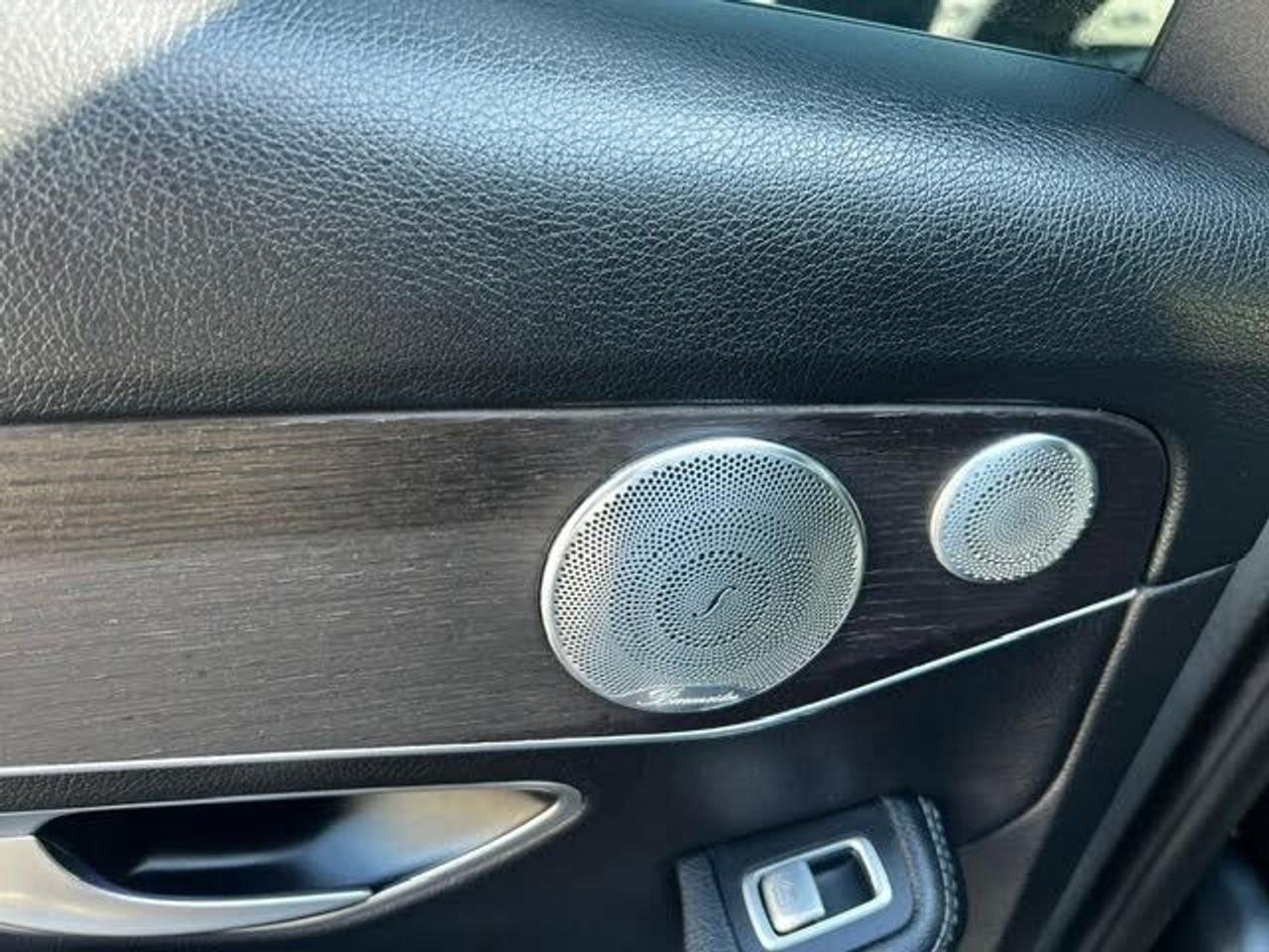 2019 Mercedes-Benz C-Class C300 Photo
