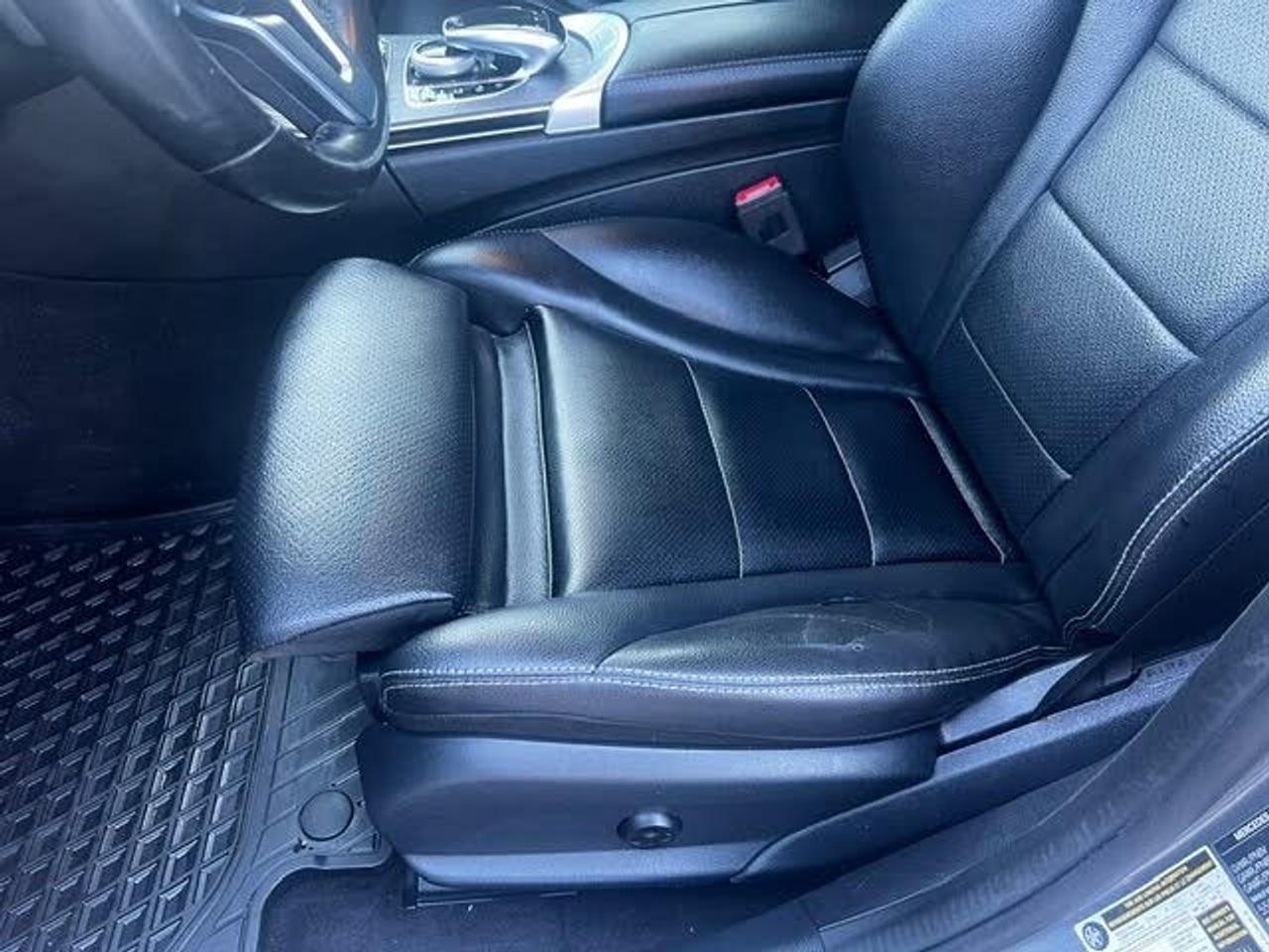 2019 Mercedes-Benz C-Class C300 Photo