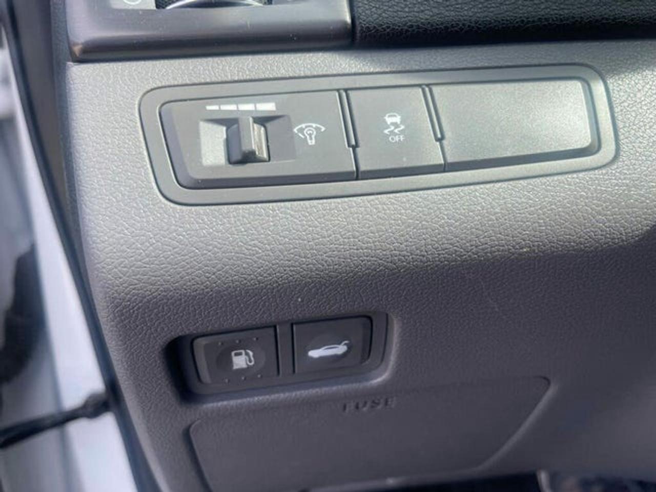 2015 Hyundai Sonata Hybrid Photo