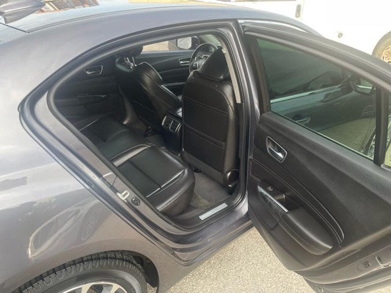 2018 Acura TLX Base Photo