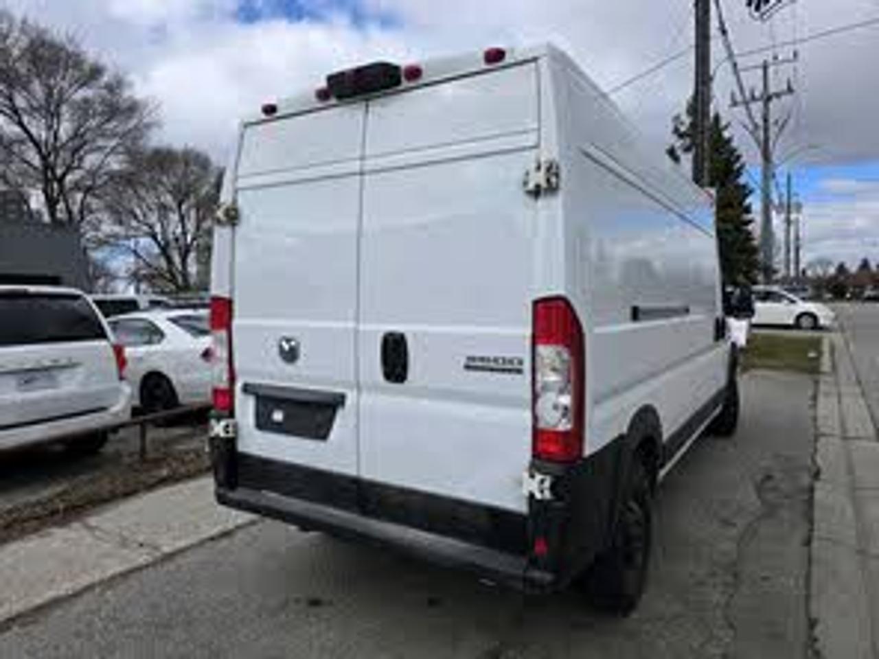 2023 RAM ProMaster Cargo Van 3500 Photo3