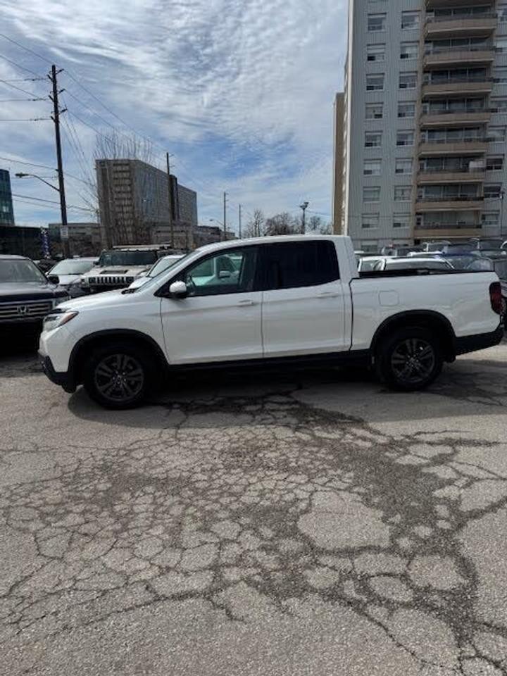 2017 Honda Ridgeline SPORT Photo