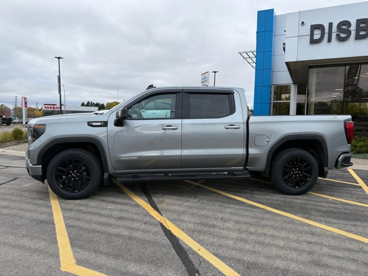 2024 GMC Sierra 1500 ELEVATION Photo