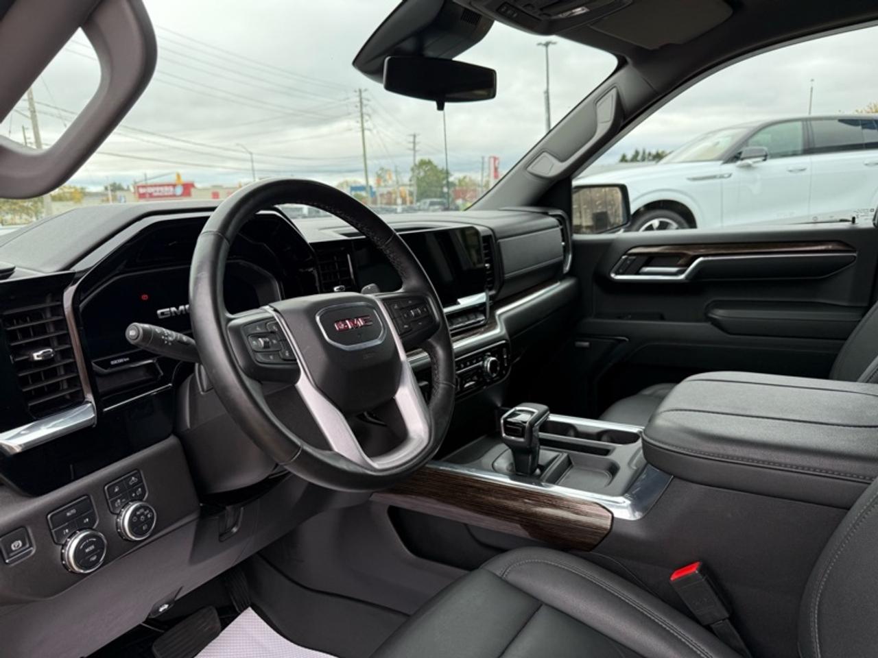 2024 GMC Sierra 1500 ELEVATION Photo