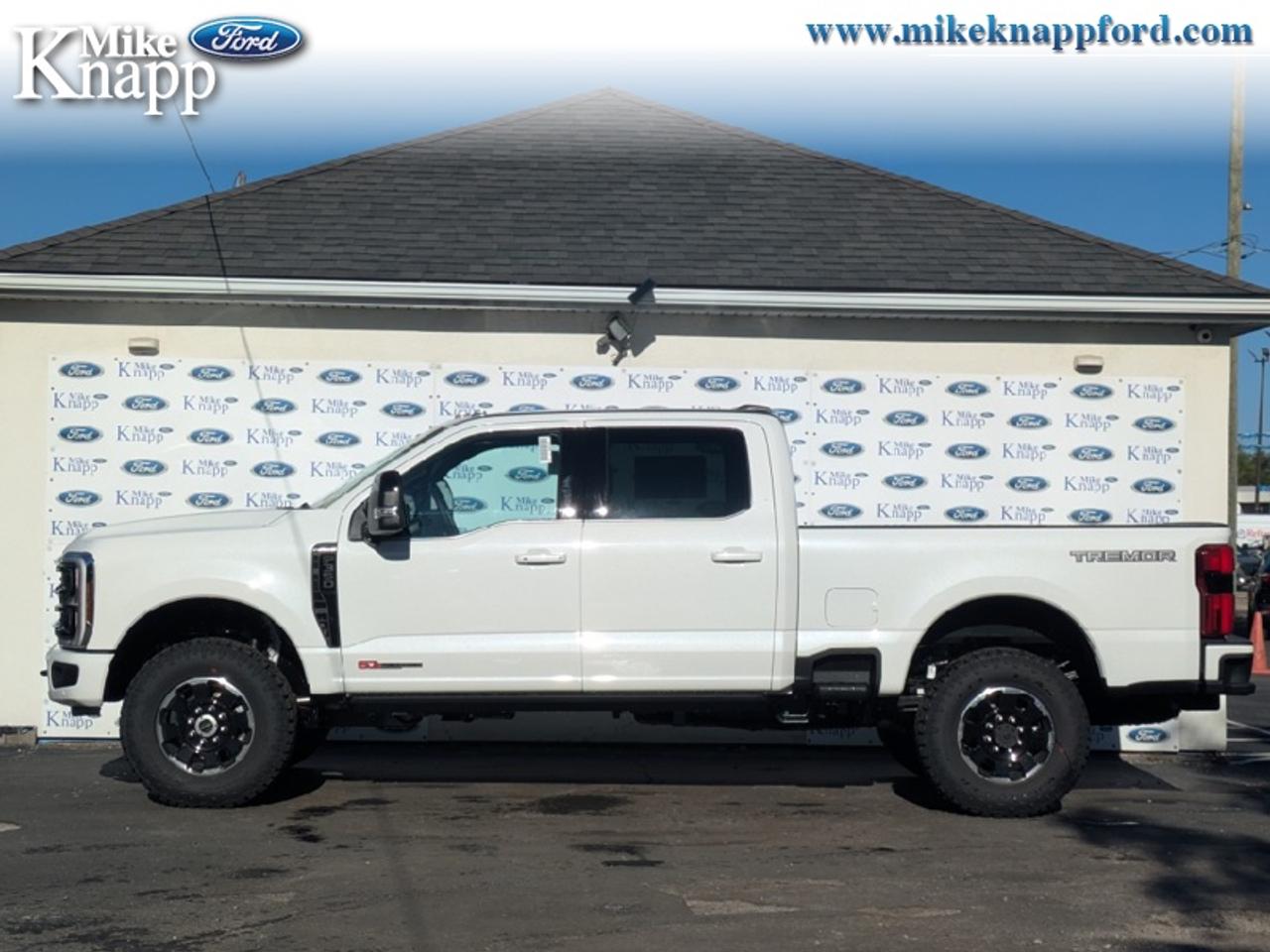 2027 Ford F-350 Super Duty Platinum Photo5