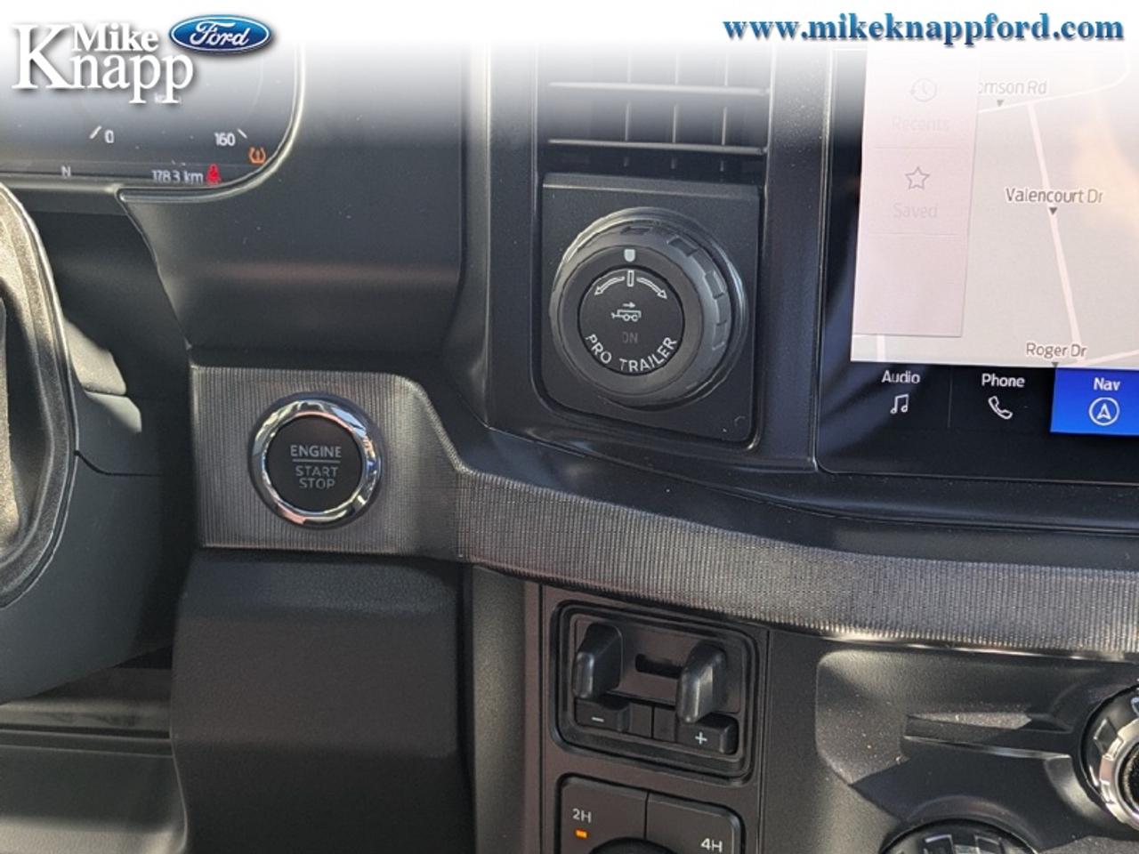 2027 Ford F-350 Super Duty Platinum Photo
