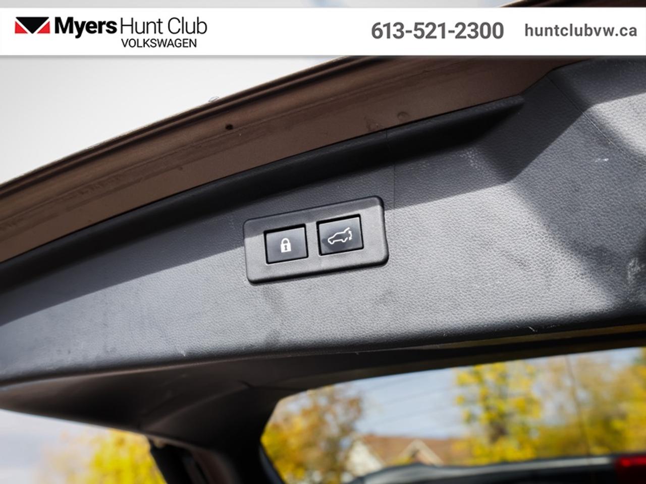 2022 Subaru Outback LIMITED Photo