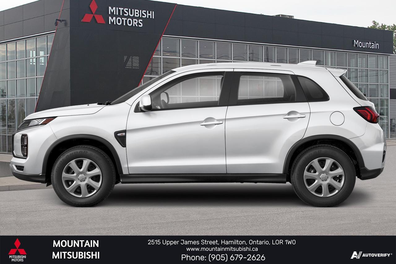 2027 Mitsubishi RVR ES Photo0