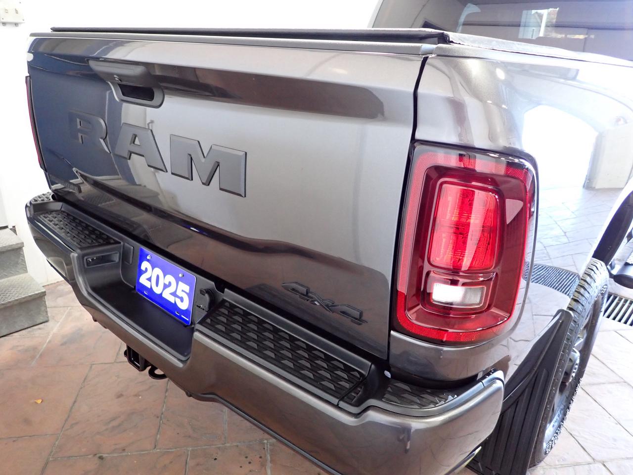 2025 RAM 2500 Big Horn 4WD NAVI *DIESEL* CREW CAB 6'4 BOX Photo