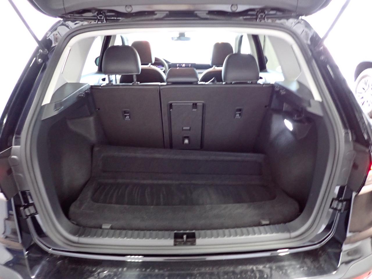 2026 Volkswagen Taos Comfortline 4WD LEATHER NAVI Photo