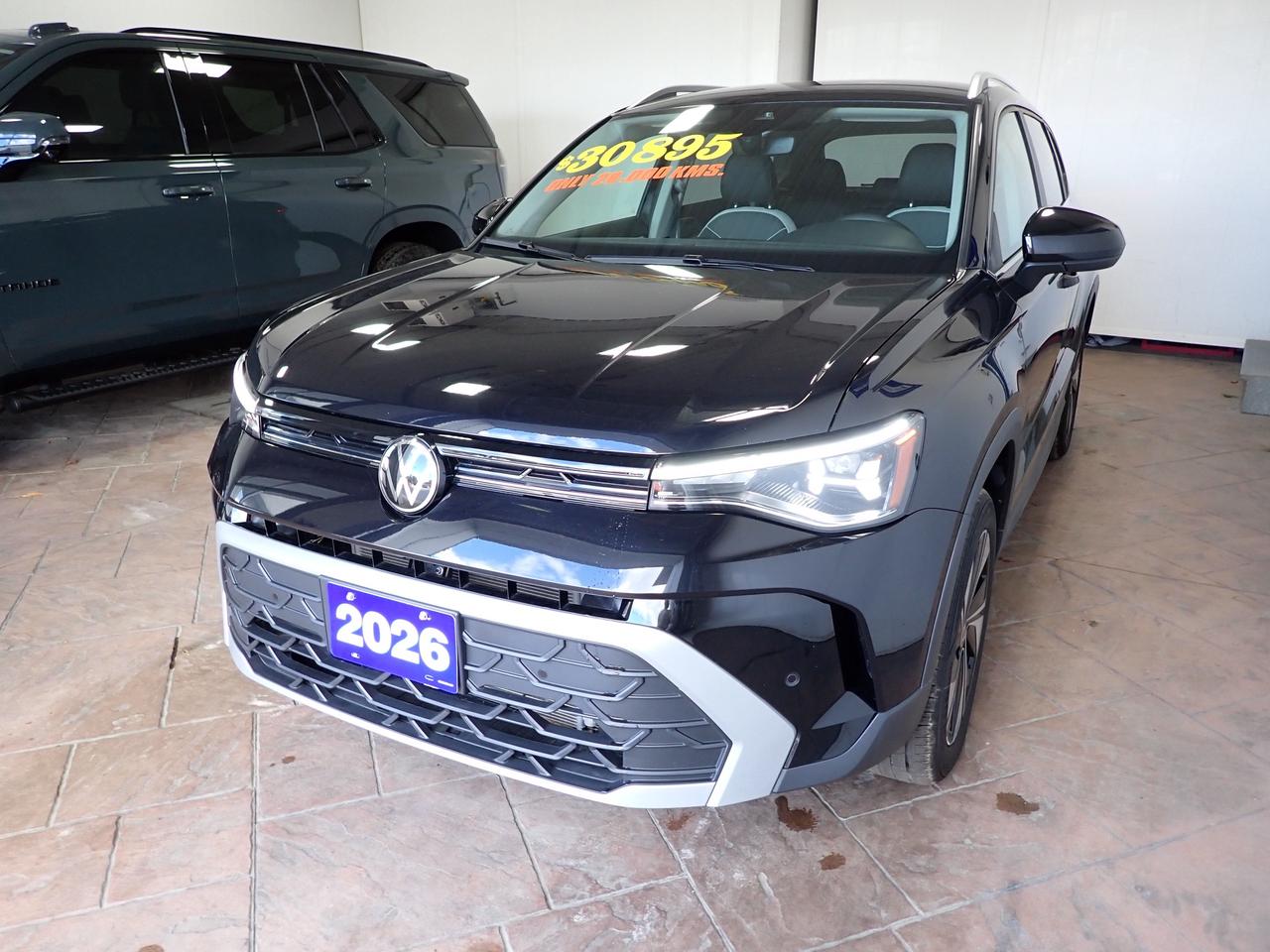 2026 Volkswagen Taos Comfortline 4WD LEATHER NAVI Photo