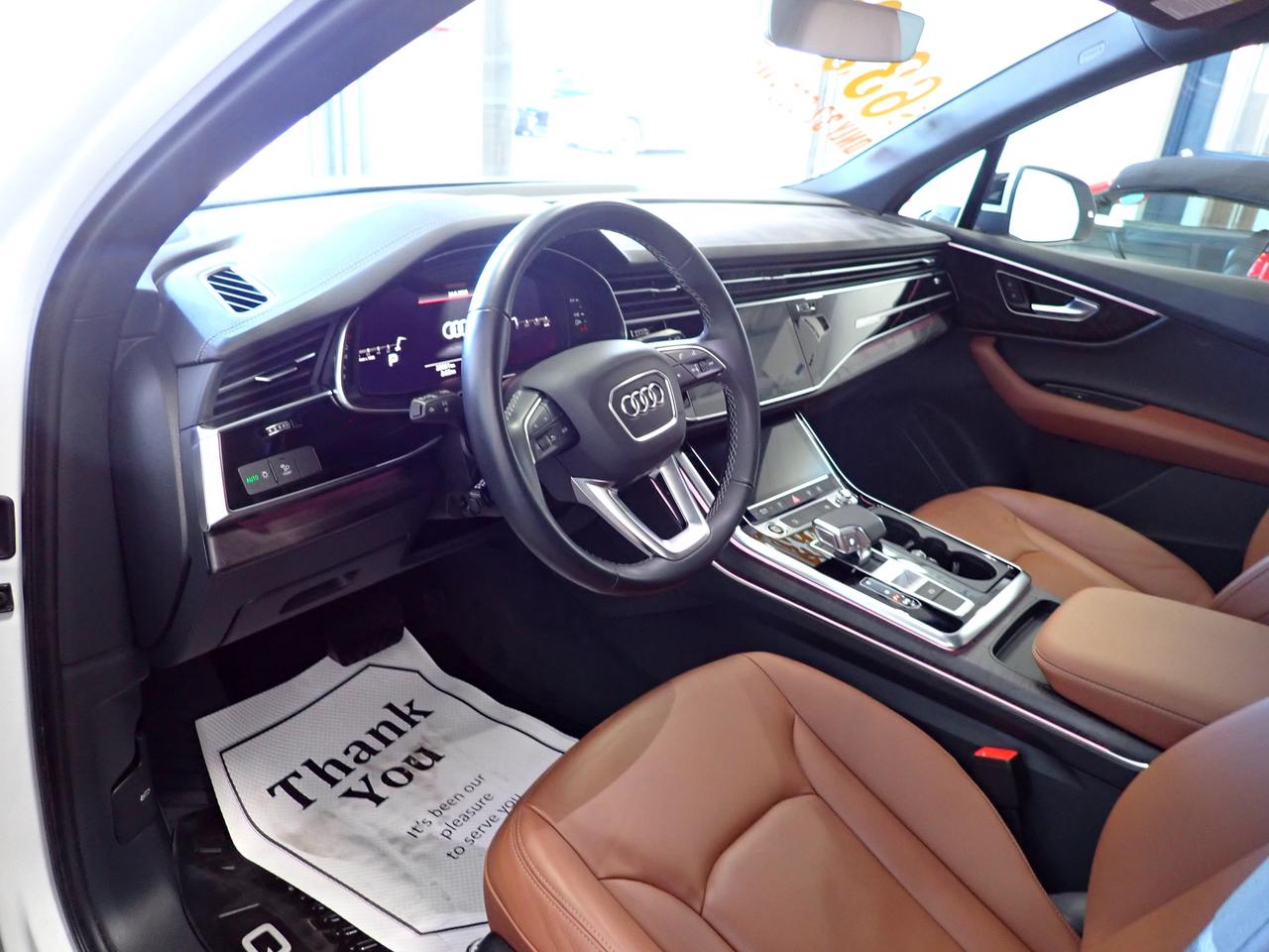 2025 Audi Q7 AWD Premium Luxury LEATHER NAVI SUNROOF 4DR *HYBRID* Photo