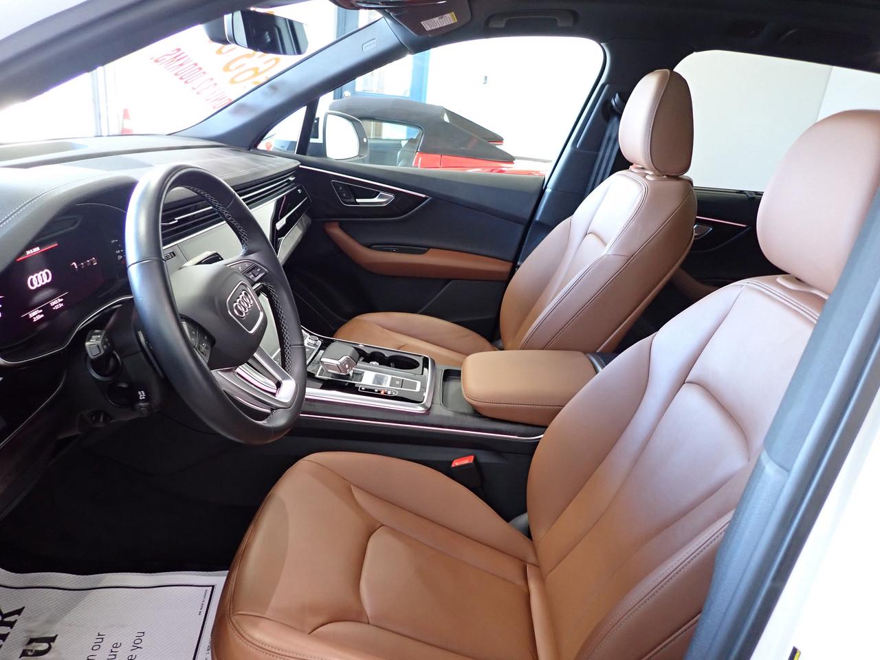2025 Audi Q7 AWD Premium Luxury LEATHER NAVI SUNROOF 4DR *HYBRID* Photo