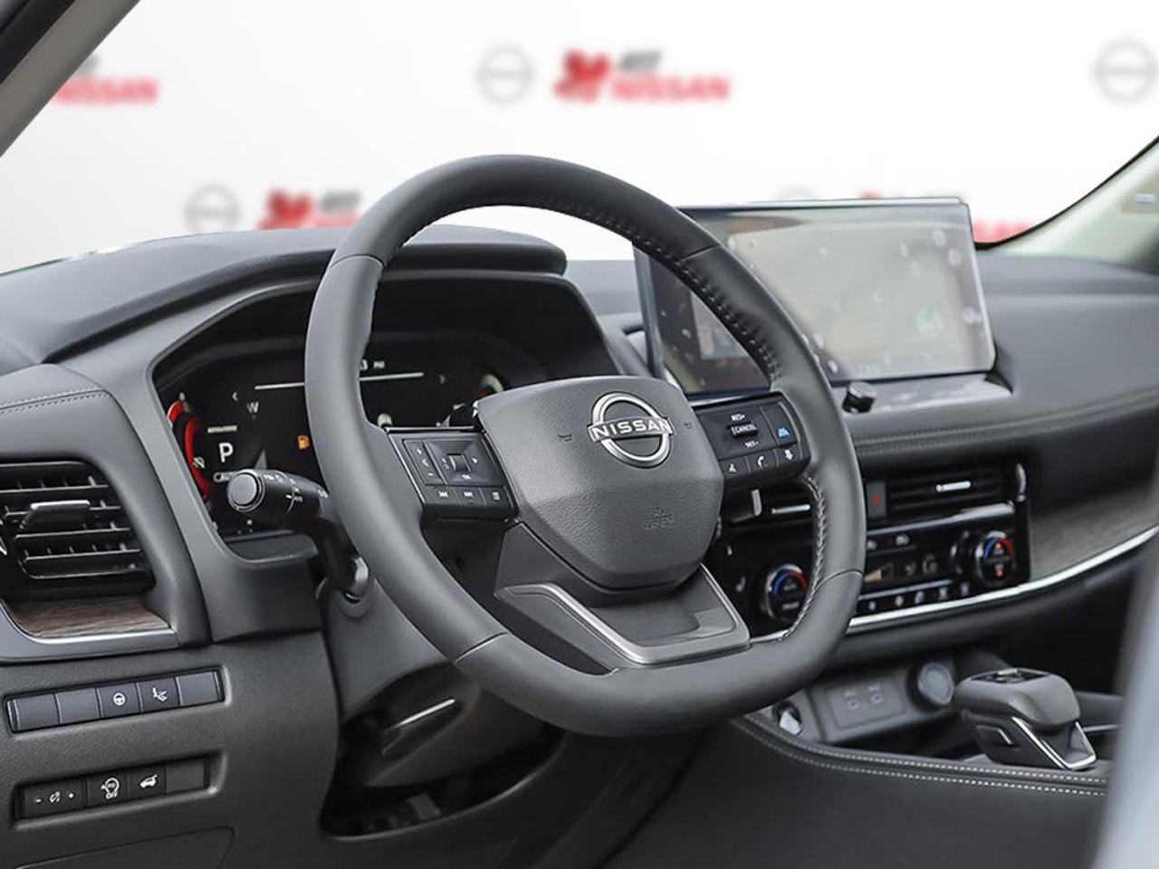 2026 Nissan Rogue Platinum Photo