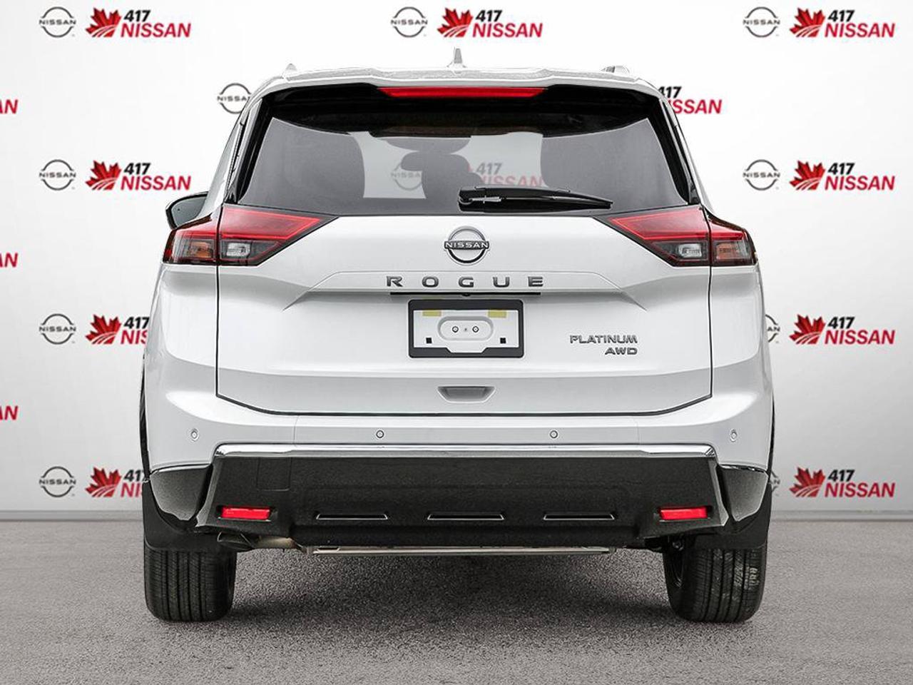 2026 Nissan Rogue Platinum Photo4