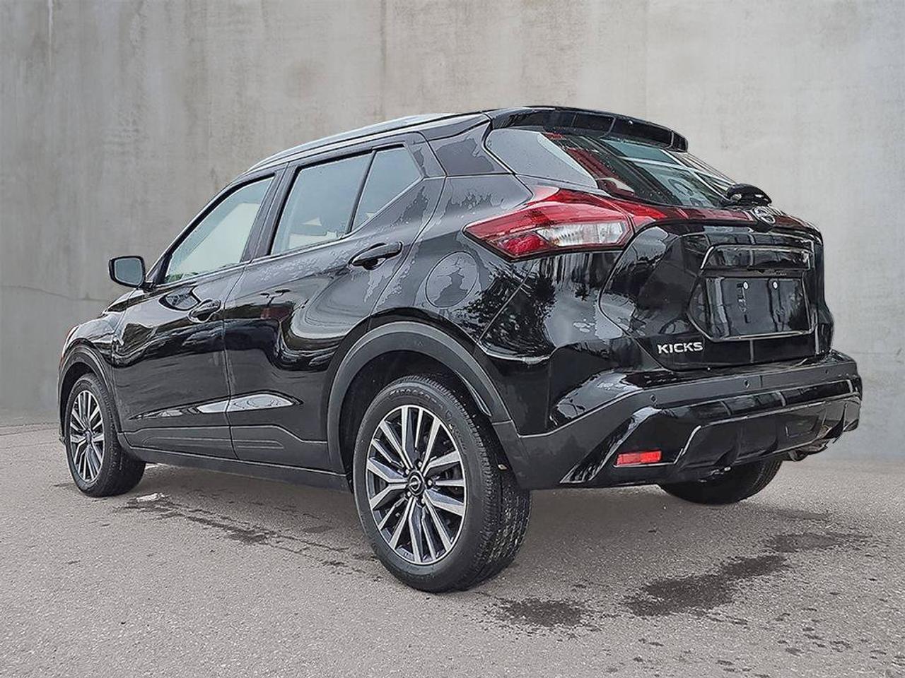 2025 Nissan Kicks Play SV | Apple Car Play | Android Auto | Heated Seats | Photo2