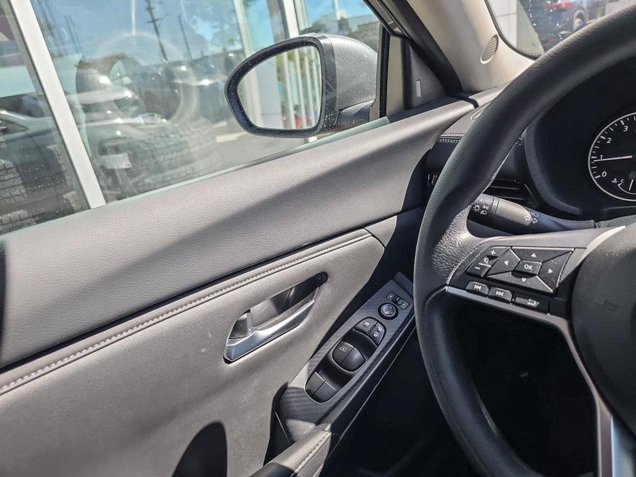 2024 Nissan Sentra SV | Apple Car Play | Android Auto | Heated Seats | Photo
