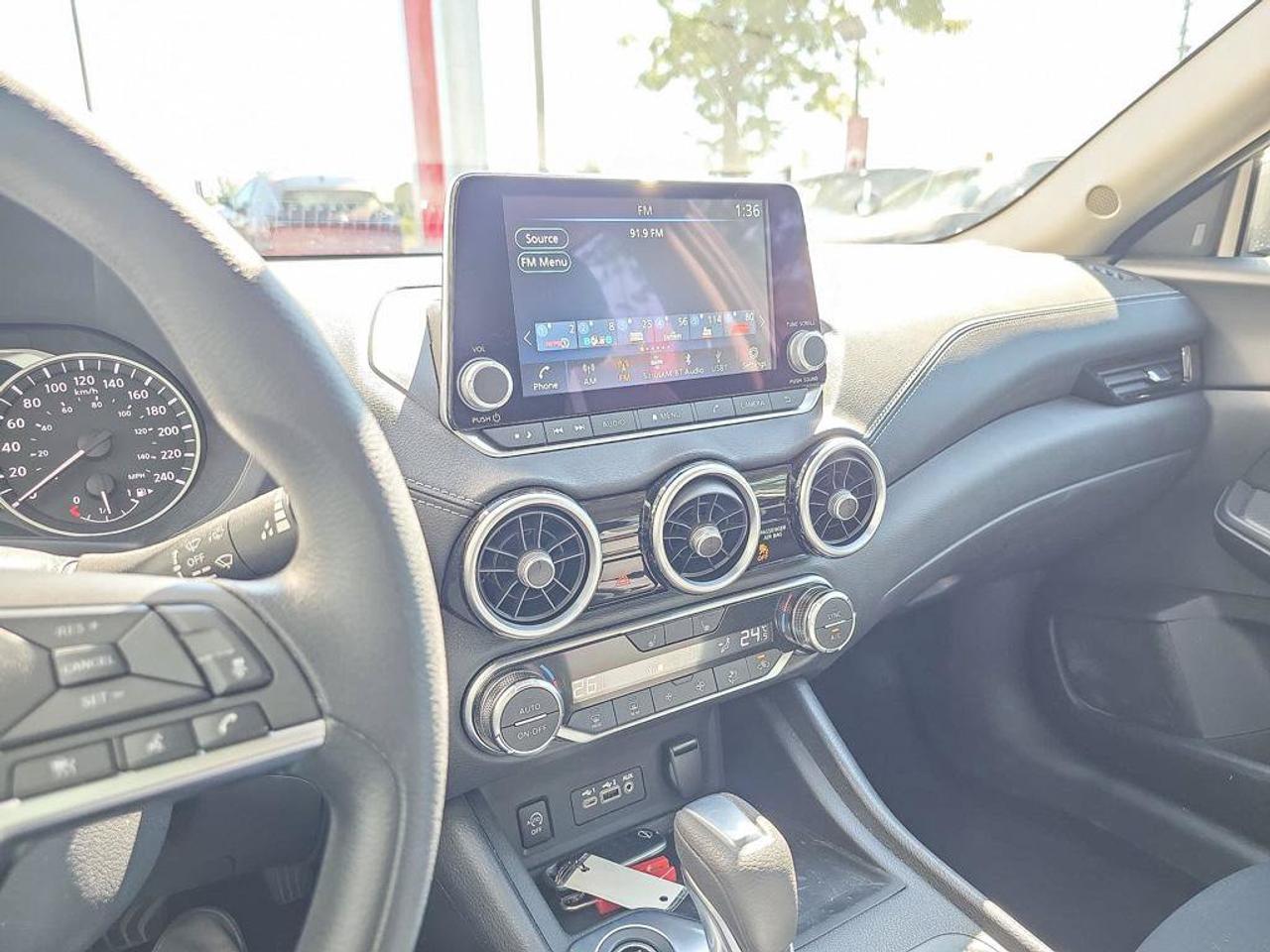 2024 Nissan Sentra SV | Apple Car Play | Android Auto | Heated Seats | Photo