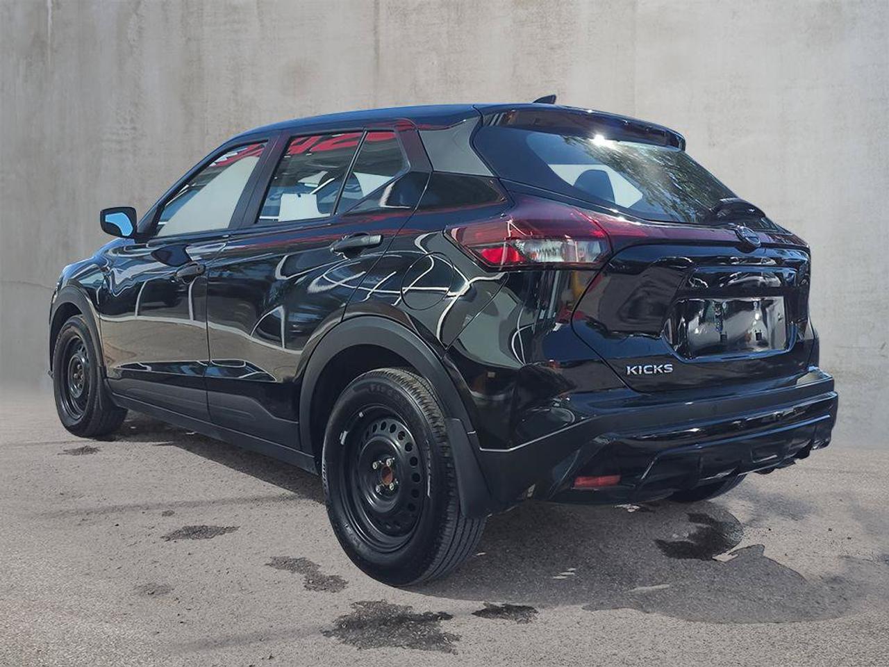 2025 Nissan Kicks Play S | Apple Car Play | Android Auto | Photo
