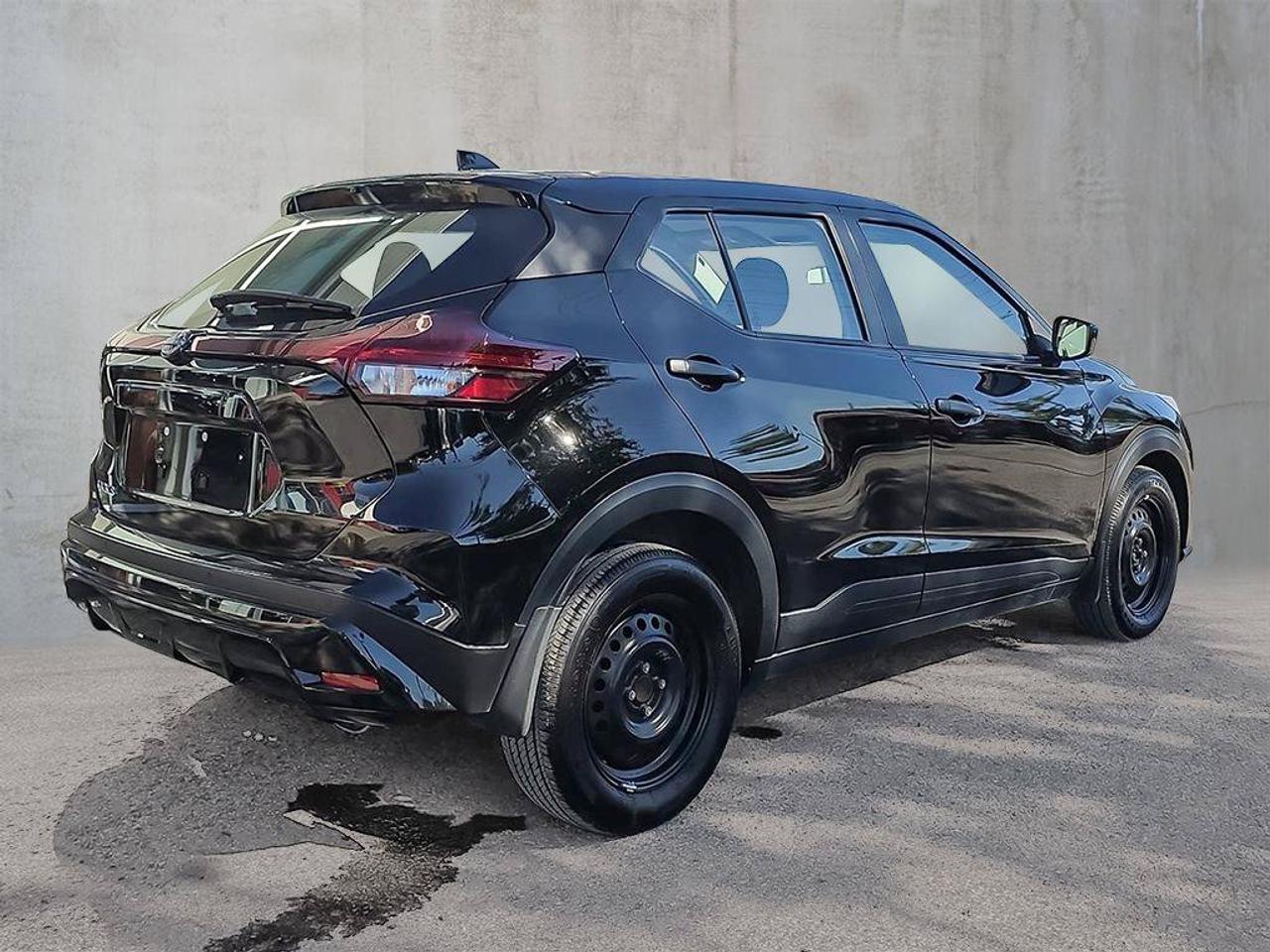 2025 Nissan Kicks Play S | Apple Car Play | Android Auto | Photo
