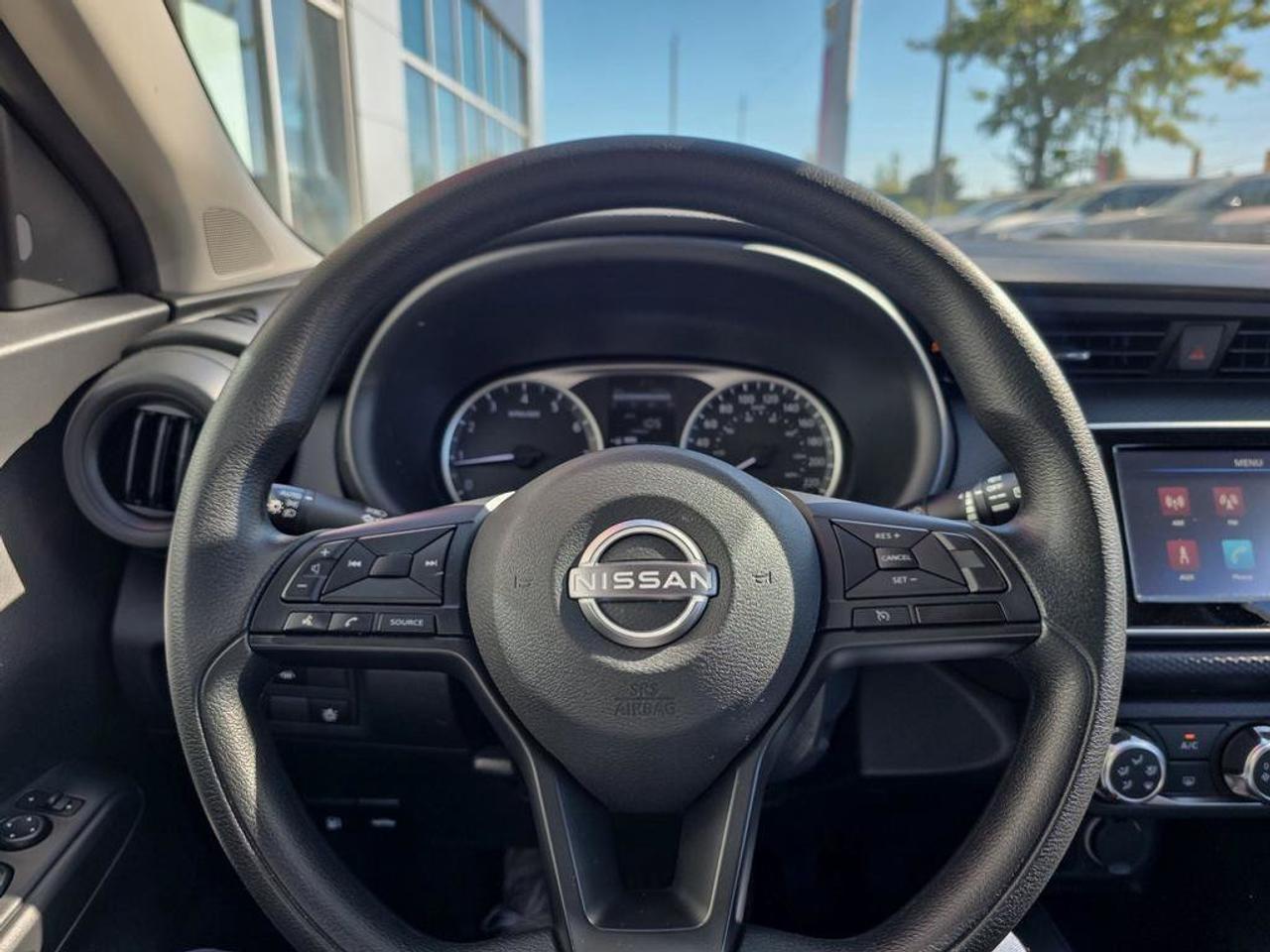 2025 Nissan Kicks Play S | Apple Car Play | Android Auto | Photo