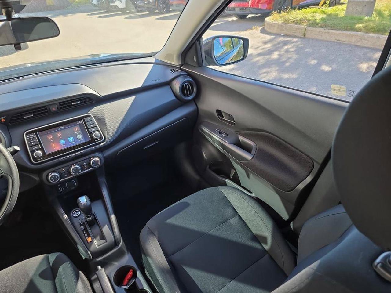 2025 Nissan Kicks Play S | Apple Car Play | Android Auto | Photo
