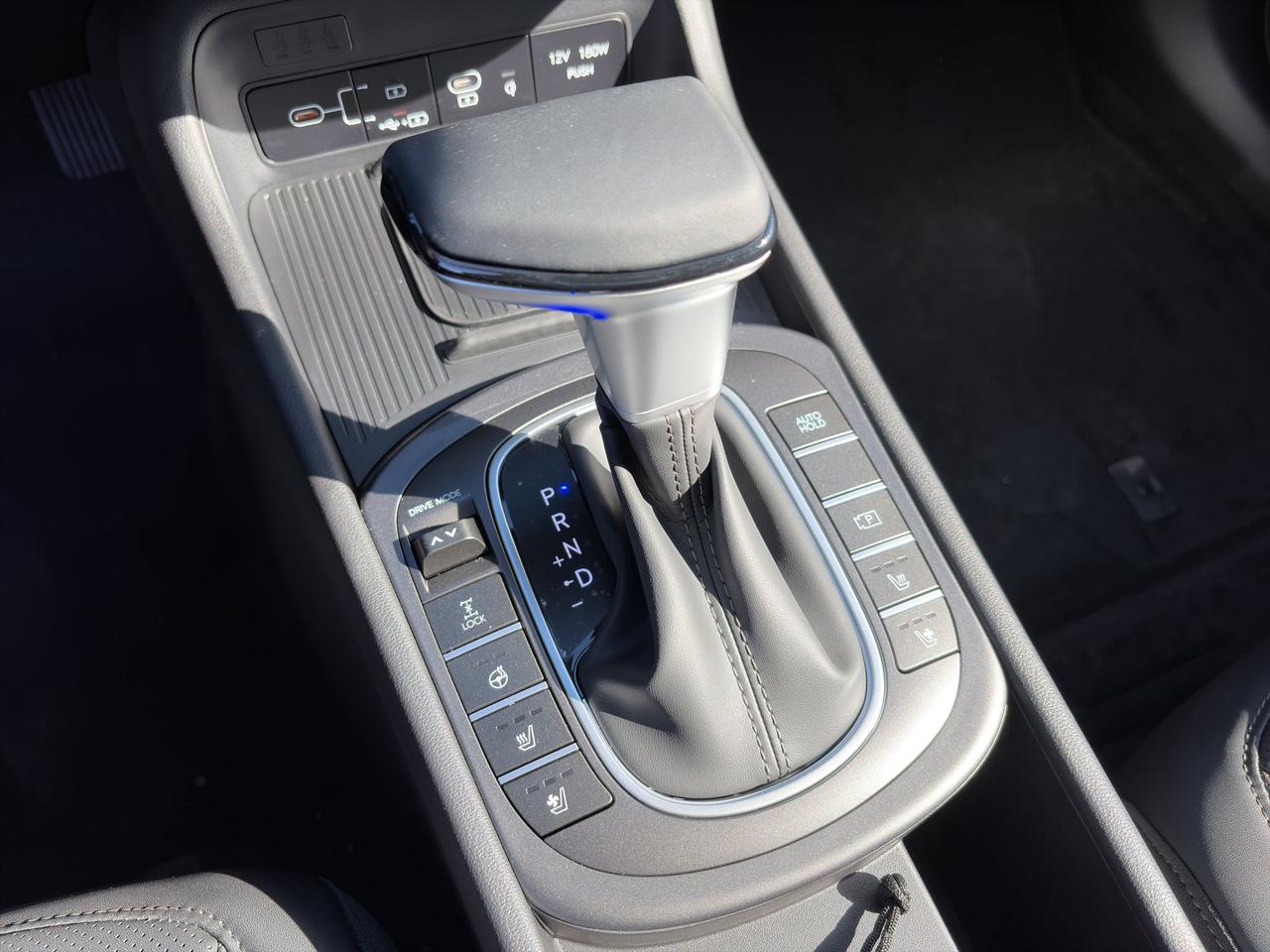 2027 Hyundai KONA LUXURY Photo