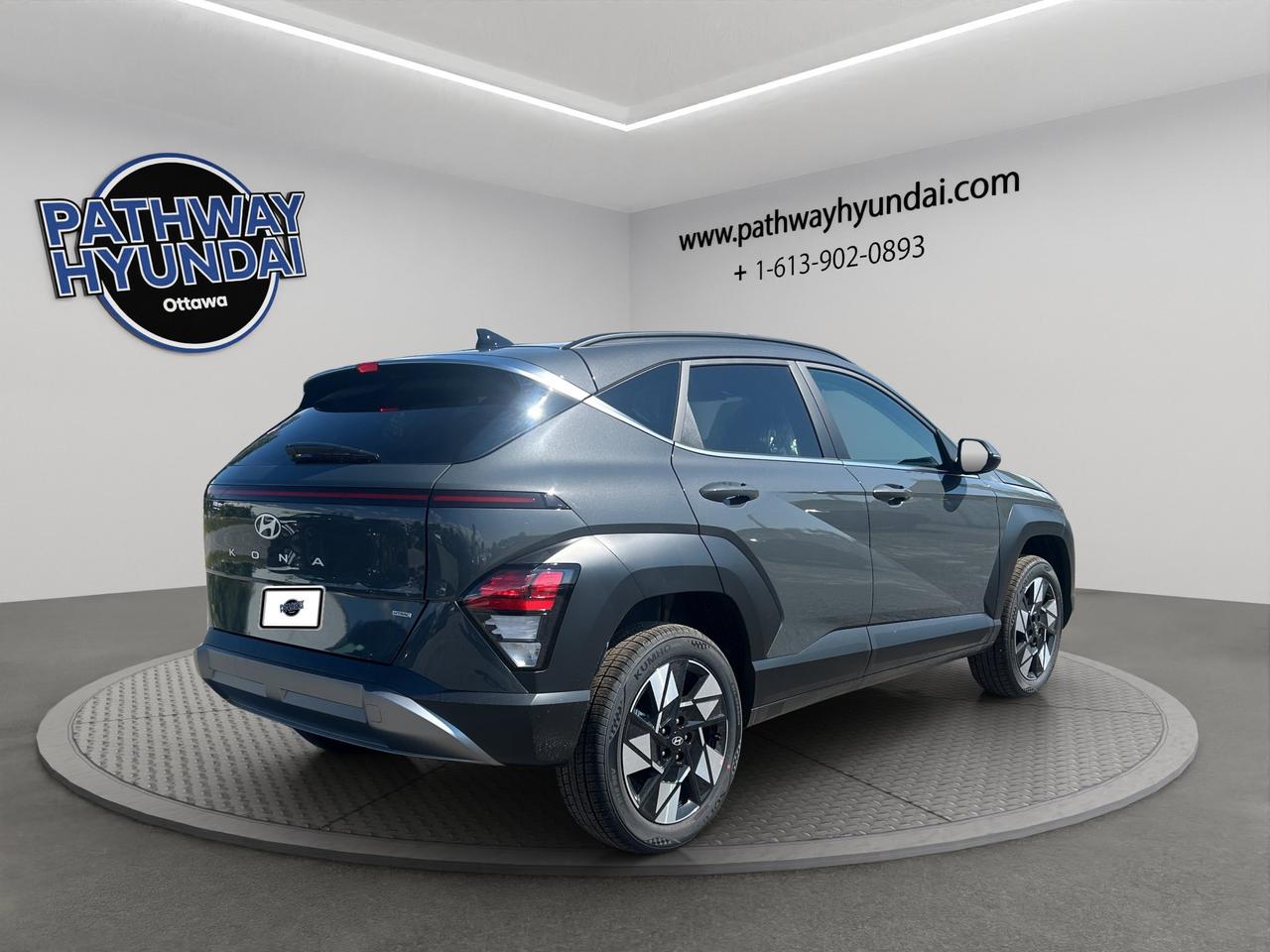 2027 Hyundai KONA LUXURY Photo3