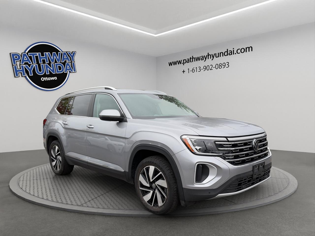 2024 Volkswagen Atlas Highline | Adaptive Cruise Control Lane Assist | Autonomous Emergency Braking | Blind spot monitor Photo