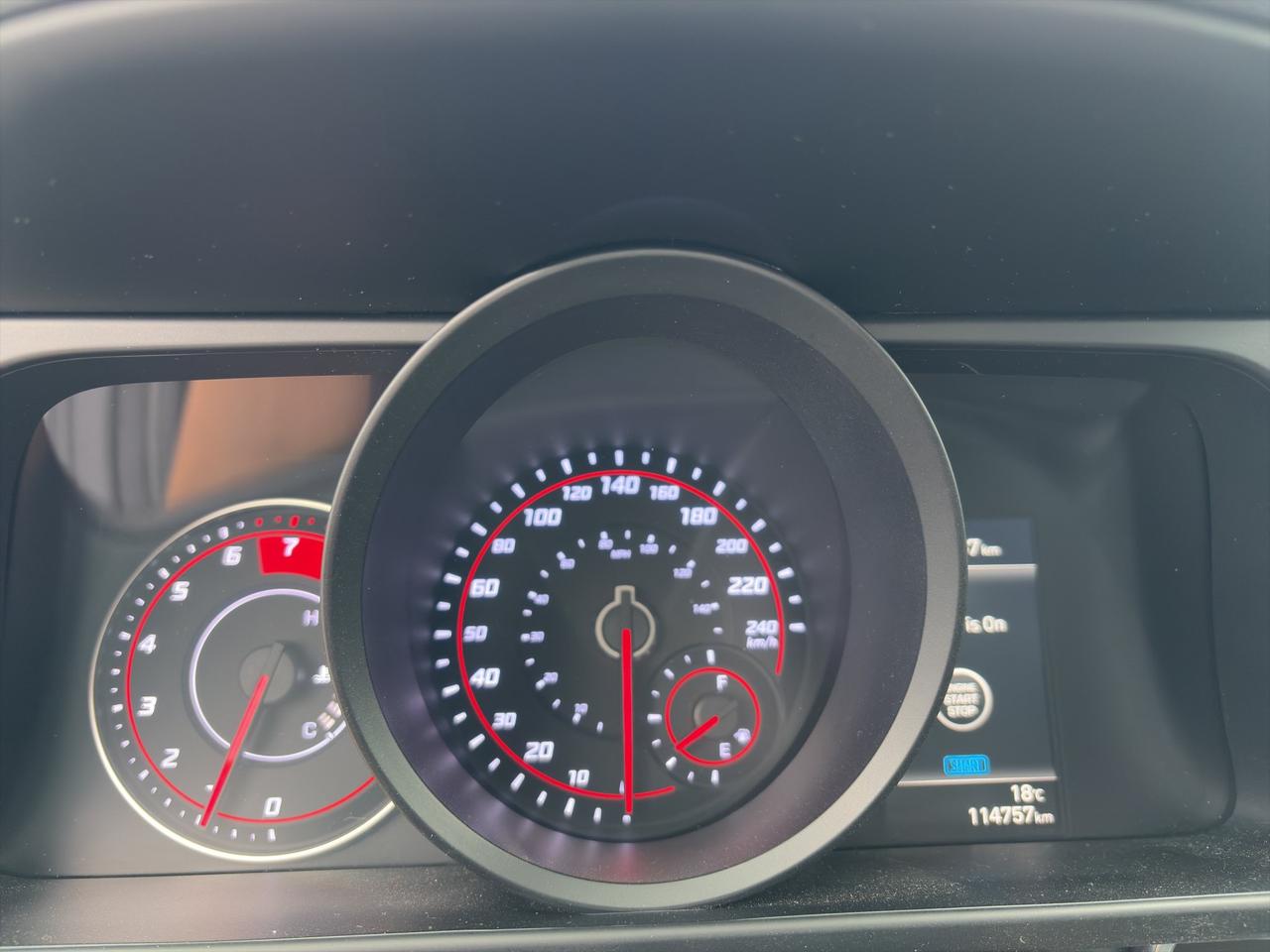 2021 Hyundai Elantra Preferred | Blind-Spot Collision Warning | Forward Collision-Avoidance Assist with pedestrian detect Photo