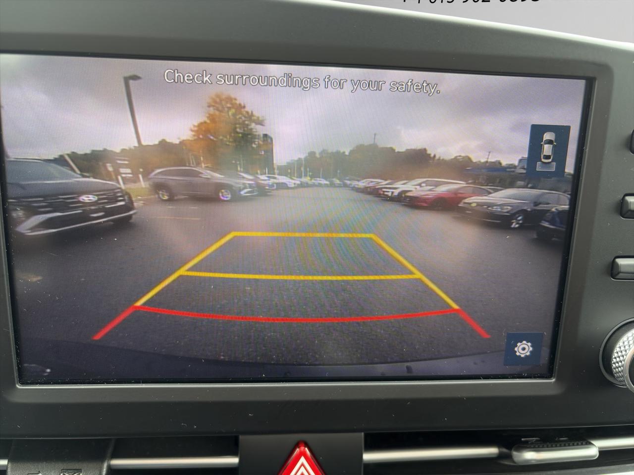 2021 Hyundai Elantra Preferred | Blind-Spot Collision Warning | Forward Collision-Avoidance Assist with pedestrian detect Photo