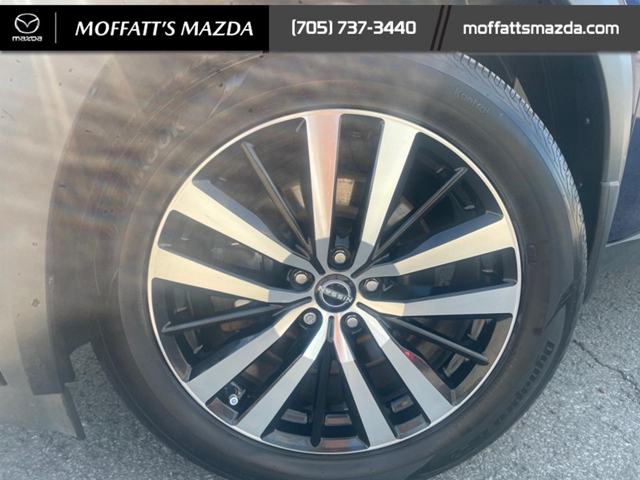 2024 Nissan Pathfinder Platinum Photo