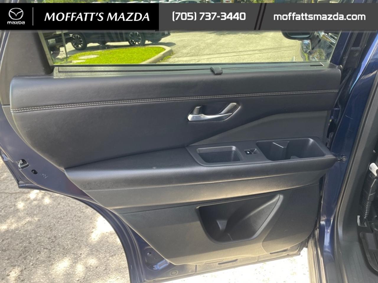 2024 Nissan Pathfinder Platinum Photo