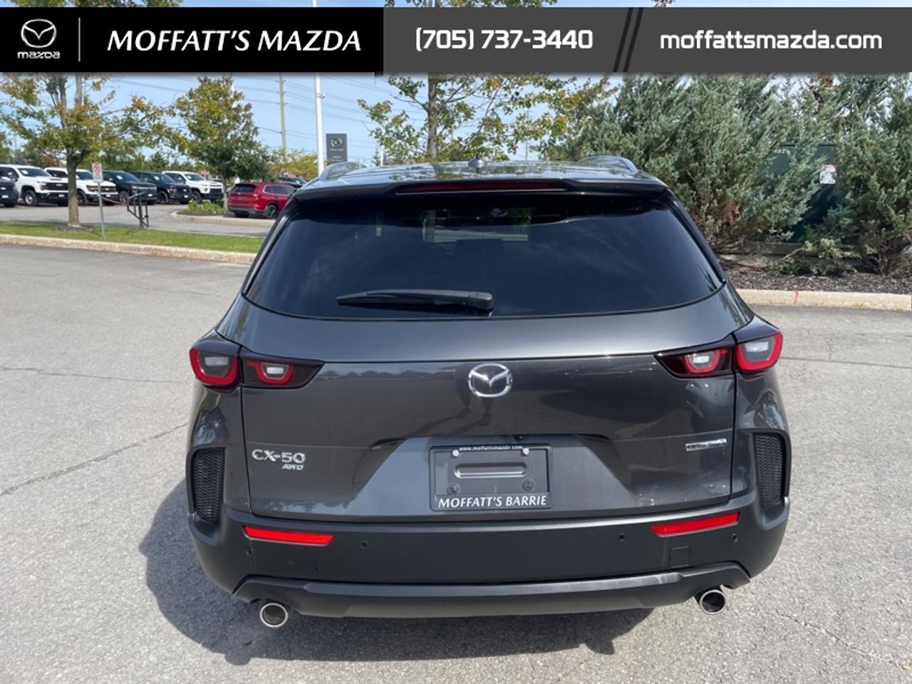 2023 Mazda CX-50 GT Photo4