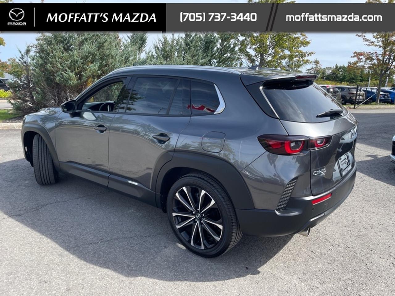 2023 Mazda CX-50 GT Photo