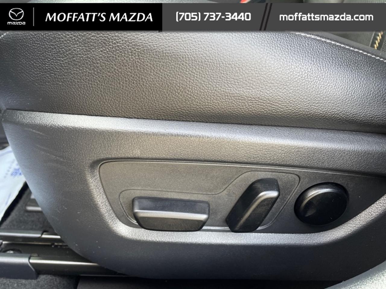 2023 Mazda CX-50 GT Photo