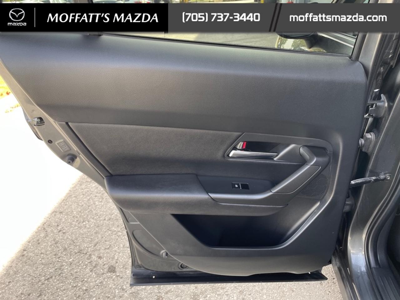 2023 Mazda CX-50 GT Photo
