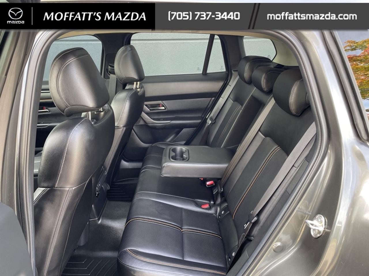 2023 Mazda CX-50 GT Photo