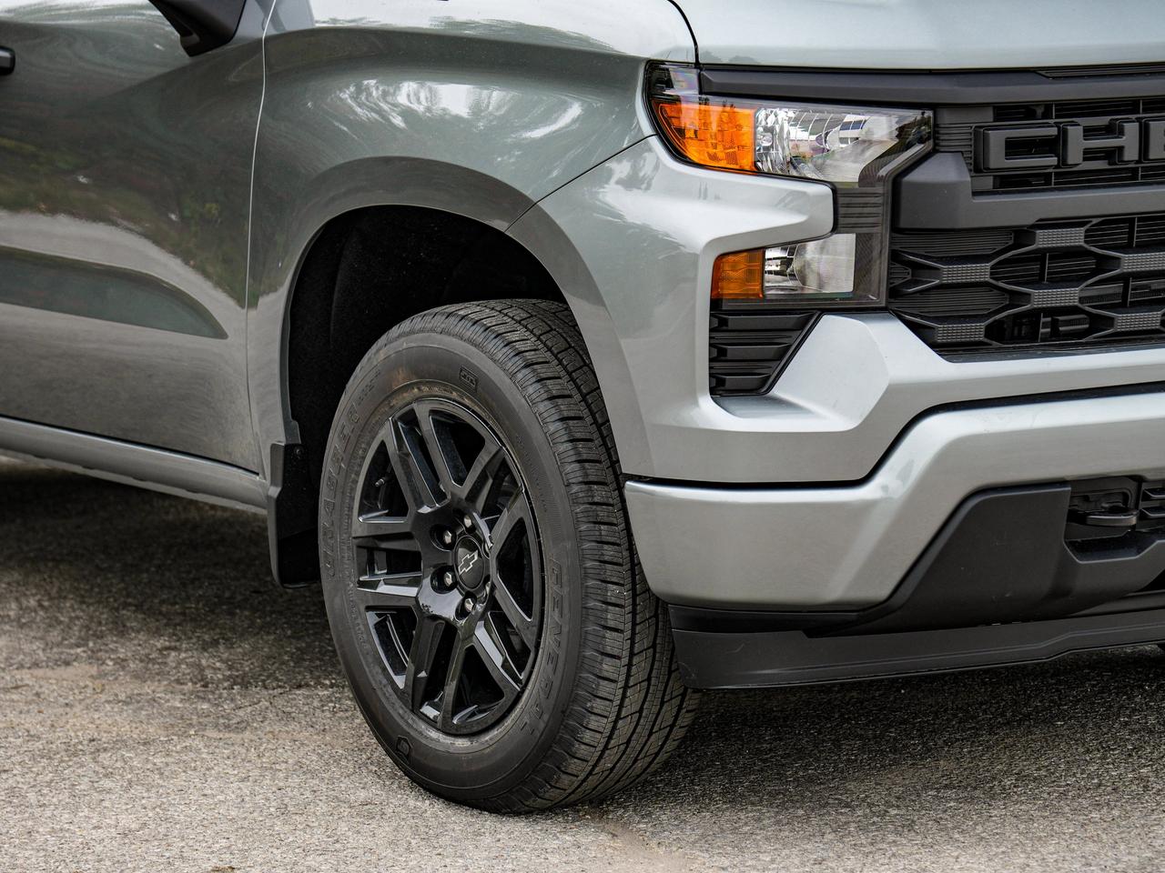 2026 Chevrolet Silverado 1500 Custom Photo3