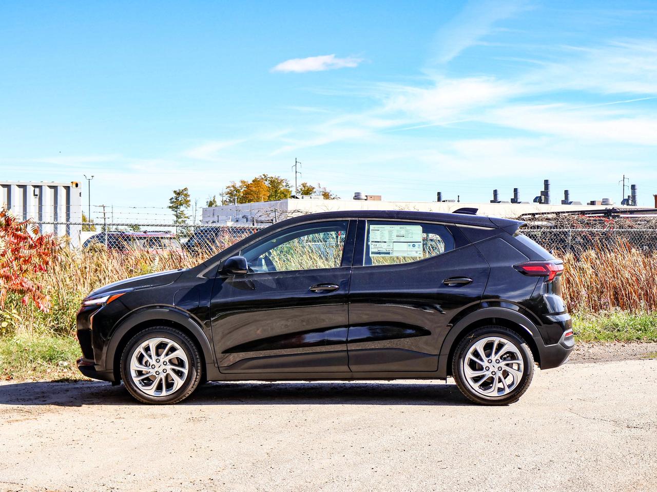 2027 Chevrolet Bolt LT Photo