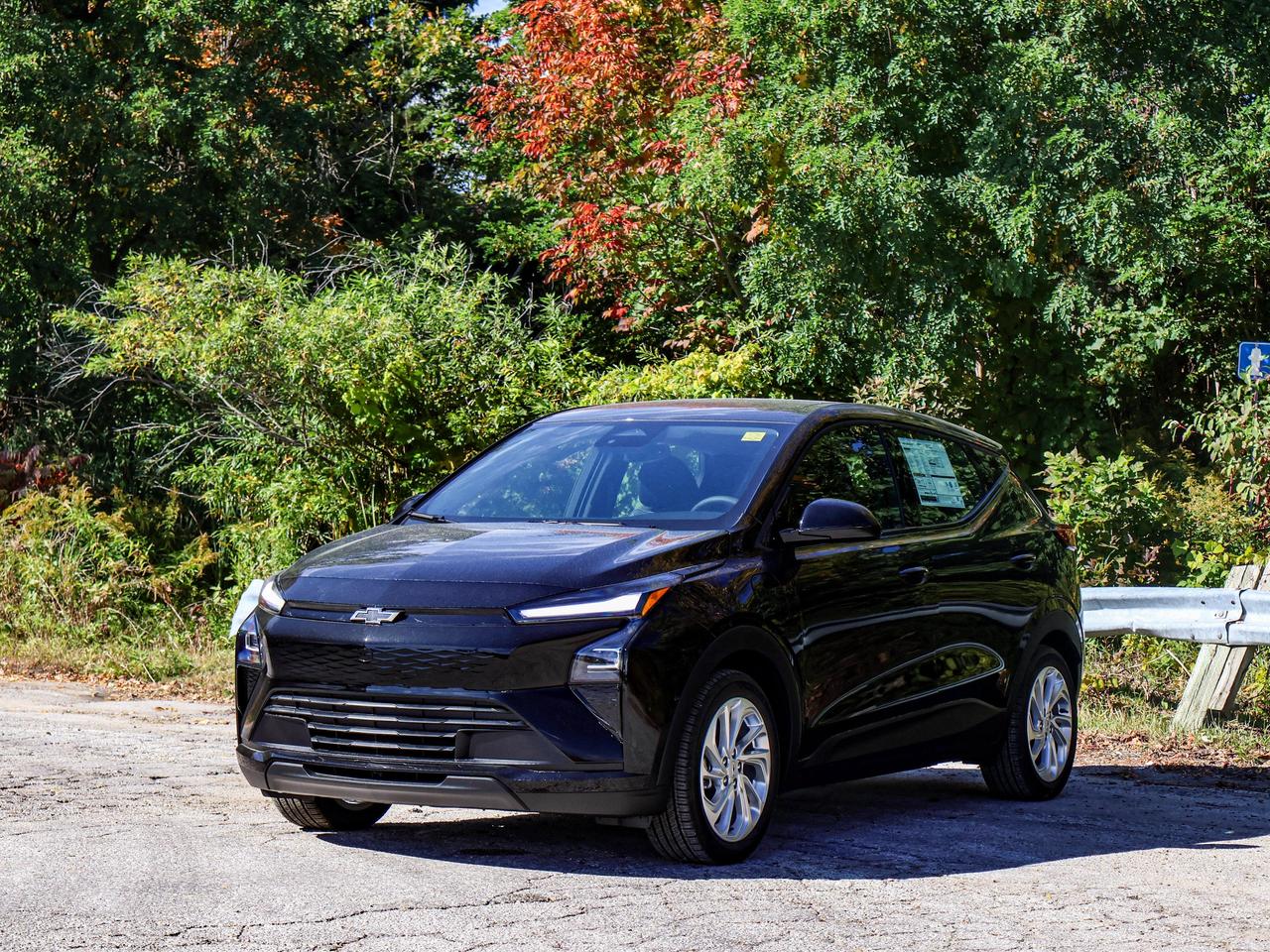 2027 Chevrolet Bolt LT Photo